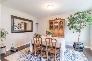 360 Hardwood Ave, Circleville, OH 43113 - photo 7