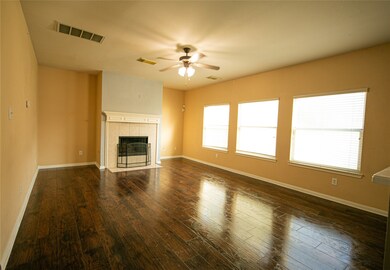 2911 Quail Hawk Dr, Houston, TX 77014 - photo 2