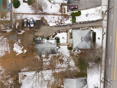 522 Putnam Pike, Greenville, RI 02828 - photo 3