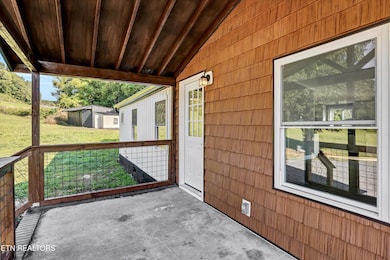 03-8631 Ball Camp Pike-3