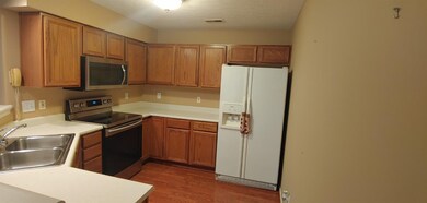 3644 Chestnut Park Ln unit 1, Cleves, OH 45002 - photo 3