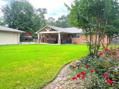 View of yard featuring outdoor lounge area and a p