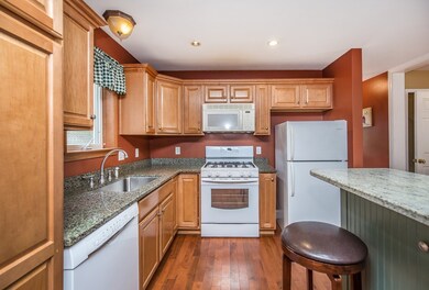 30 Hesper St, Saugus, MA 01906 - photo 7