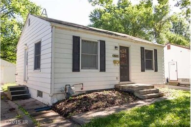 1501 Oak Park Ave, Des Moines, IA 50313 - photo 2