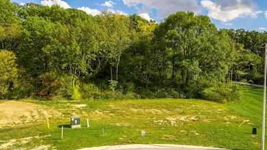 2264 Copper Creek Dr, Crown Point, IN 46307 - photo 6