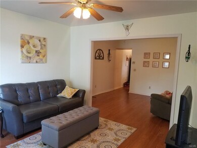 323 Center Aly, Lehighton, PA 18235 - photo 5