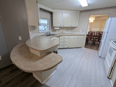 6700 150th Ave N unit Lot 944, Clearwater, FL 33764 - photo 3