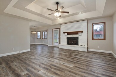705 W Wasson St-1