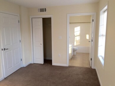 10 Sentinel Ct unit 201, Manchester, NH 03103 - photo 6