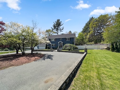 851 Forest St, North Andover, MA 01845 - photo 3