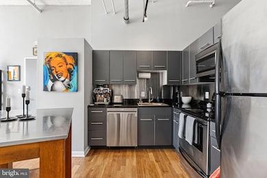 2200 28 Arch St unit 409, Philadelphia, PA 19103 - photo 7