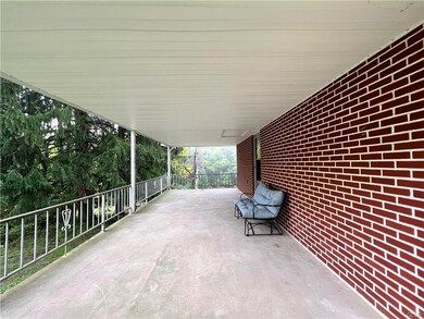 5724 Blue Church Rd, Coopersburg, PA 18036 - photo 2