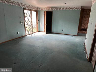 929 E Walnut St, Palmyra, PA 17078 - photo 7