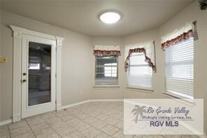 2005 Tomatillo unit 15, Weslaco, TX 78596 - photo 7