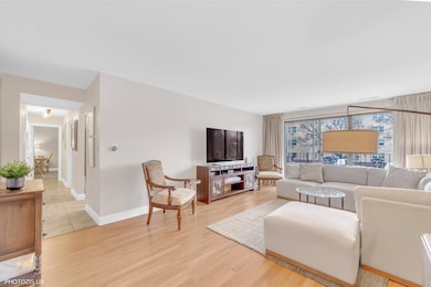 5200 Oakton St unit 102, Skokie, IL 60077 - photo 7