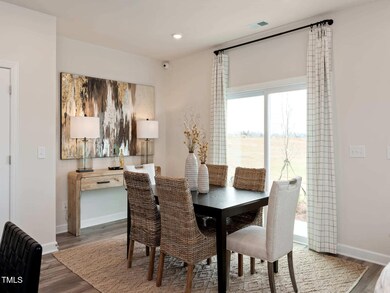 MorganHills_Lennon_Dining