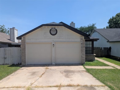 1204 Greenbriar Loop, Round Rock, TX 78664 - photo 3