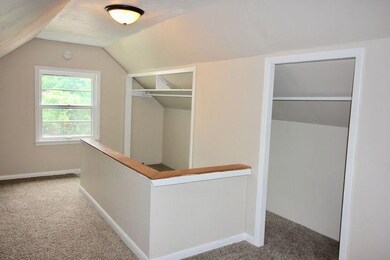 1255 30th St SE, Cedar Rapids, IA 52403 - photo 5