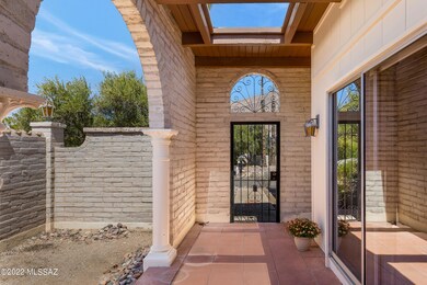 Courtyard & Gate