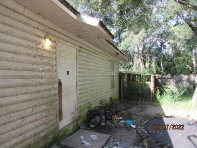 26 Deloriss Dr, Crawfordville, FL 32327 - photo 5