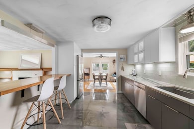 7 Arbeta Rd, Hyannis, MA 02601 - photo 4