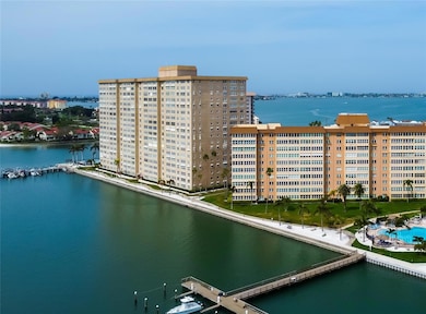 unlisted-address, Saint Petersburg, FL 33715 - photo 2