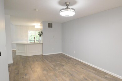 Living Room 4