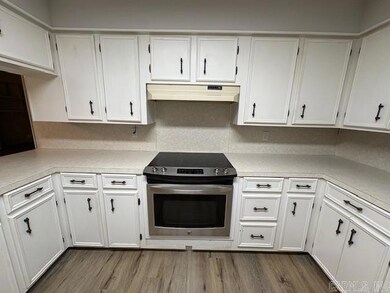 1403 Wilson Dr, Hope, AR 71801 - photo 3