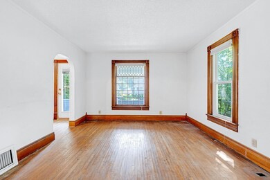 2215 Iowa St, Cedar Falls, IA 50613 - photo 5