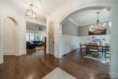 744 Ellsworth Rd, Charlotte, NC 28211 - photo 7