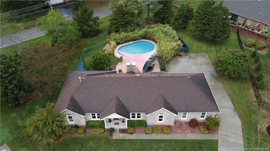 1111 Teal Ridge Ct, New Albany, IN 47150 - photo 2