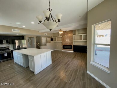 753 Desert Star Dr, Horizon City, TX 79928 - photo 2