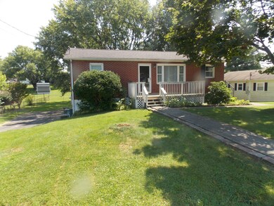 121 Reedy Street front pic 2