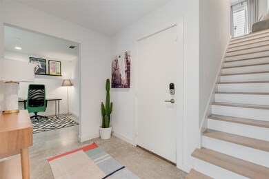 4705 Bryan St unit 302, Dallas, TX 75204 - photo 3