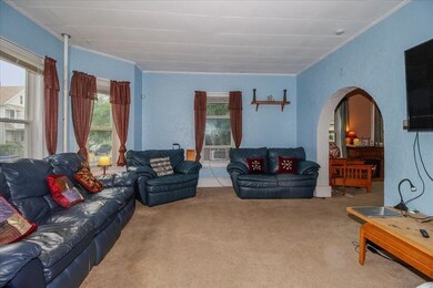 14 Wilbraham Ave, Springfield, MA 01109 - photo 7