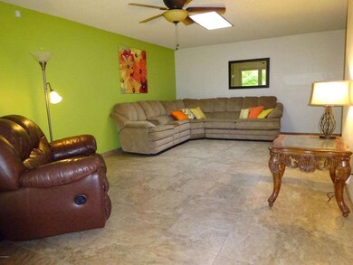 10819 W Santa fe Dr unit 15D, Sun City, AZ 85351 - photo 2