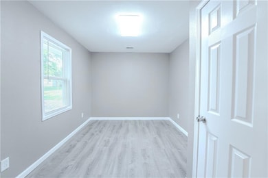 917 Adams St, Fredonia, KS 66736 - photo 7