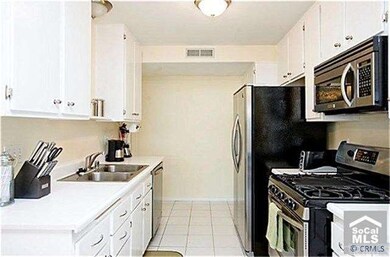 Immaculate kitchen