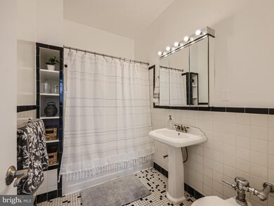 The Historic Belvedere Grand Condominium unit 302, Baltimore, MD 21202 - photo 4