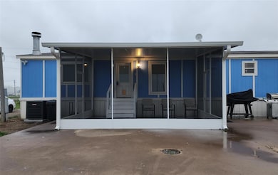 3940 Windmill Rd, Joshua, TX 76058 - photo 2