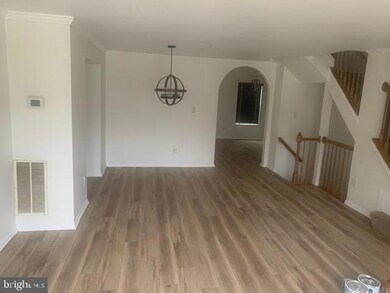 15738 Ensleigh Ln, Bowie, MD 20716 - photo 4