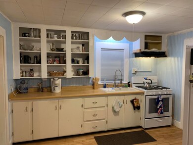 9 Coolidge St, Livermore, ME 04253 - photo 4