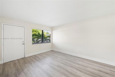 1330 W 29th St unit 33, Hialeah, FL 33012 - photo 4