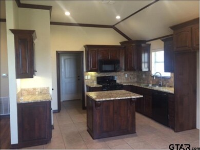 1587 1587 Skidmore, Tyler, TX 75703 - photo 3