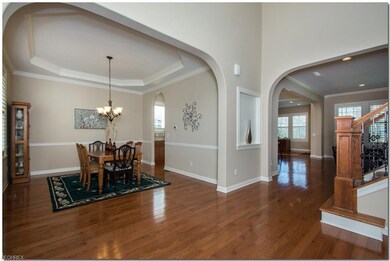 Foyer entry to dining room