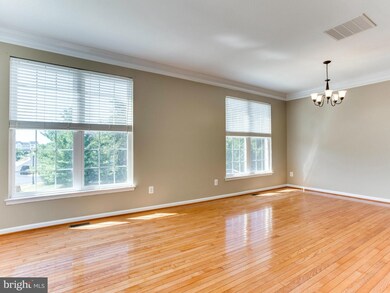 25822 Kirkwood Square, Chantilly, VA 20152 - photo 4