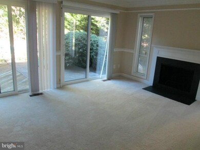 9529 Cape Anne Place, Montgomery Village, MD 20886 - photo 7