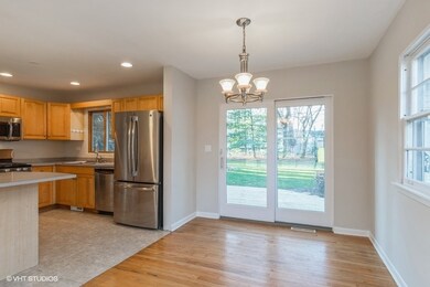 829 S Wright St, Naperville, IL 60540 - photo 6