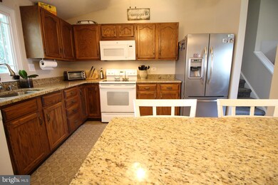 413 Musket Dr, Morrisville, PA 19067 - photo 6