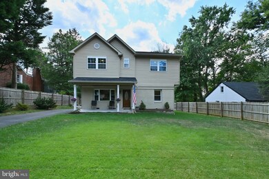 3423 Spring Dr, Alexandria, VA 22306 - photo 2